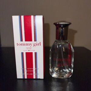 Tommy Hilfiger Tommy Girl Eau De Toilette Spray